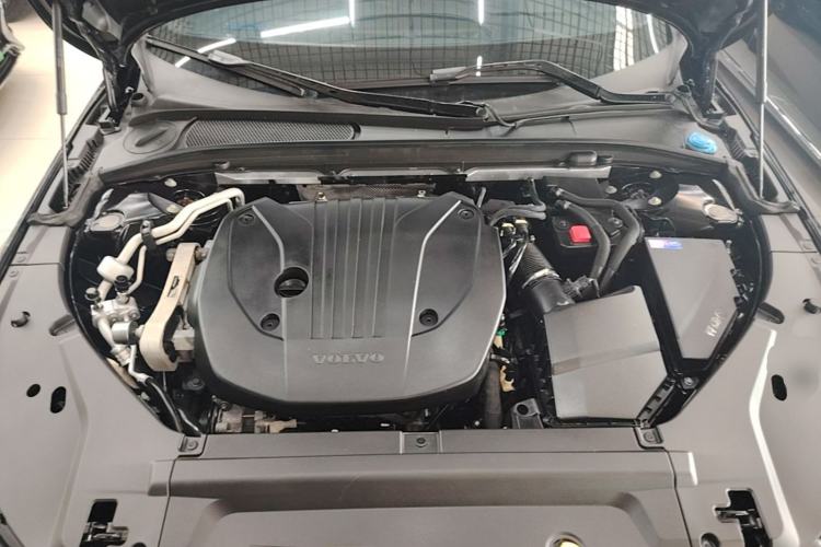 Used Volvo S90 2022 B5 Zhiyuan Luxury Edition Engine Bay
