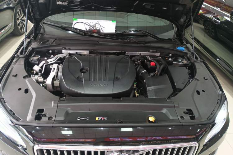 Used Volvo S90 2022 B5 Zhiyuan Luxury Edition Engine Bay