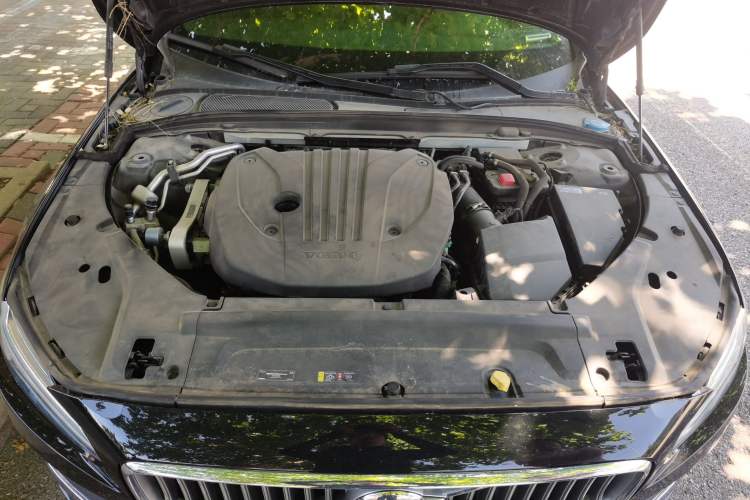 Used Volvo S90 2022 B5 Zhiyuan Luxury Edition Engine Bay