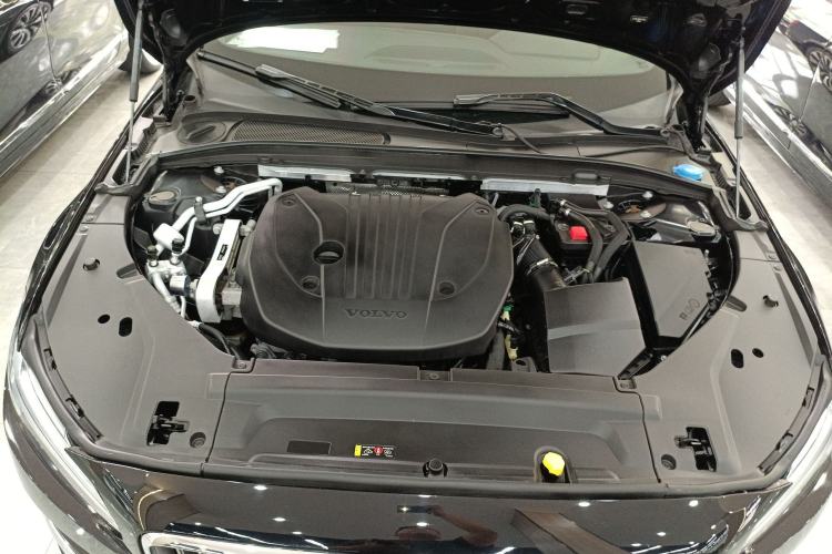 Used Volvo S90 2022 B5 Zhiyuan Luxury Edition Engine Bay