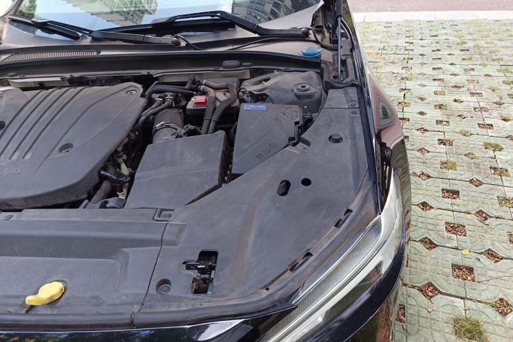 Used Volvo S90 2022 B5 Zhiyuan Luxury Edition Engine Bay Left