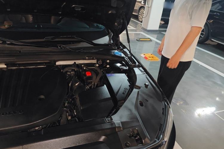 Used Volvo S90 2022 B5 Zhiyuan Luxury Edition Engine Bay Left