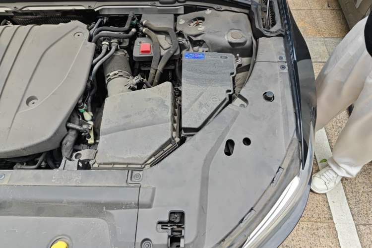 Used Volvo S90 2022 B5 Zhiyuan Luxury Edition Engine Bay Left