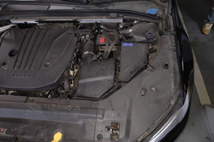 Used Volvo S90 2022 B5 Zhiyi Luxury Edition Engine Bay Left