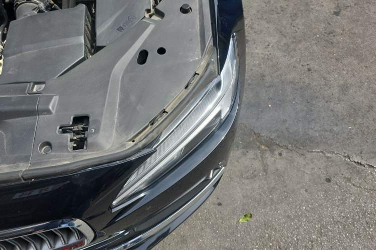 Used Volvo S90 2022 B5 Zhiyuan Luxury Edition Engine Bay Left
