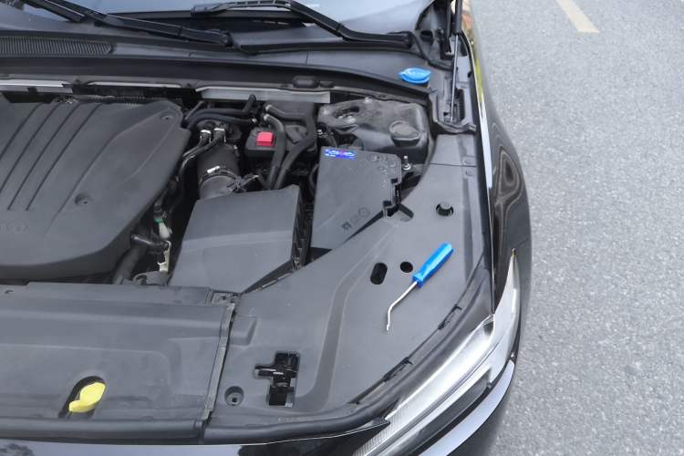 Used Volvo S90 2022 B5 Zhiyuan Luxury Edition Engine Bay Left