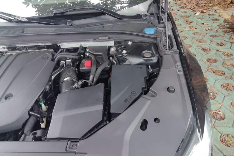 Used Volvo S90 2022 B5 Zhiyi Luxury Edition Engine Bay Left