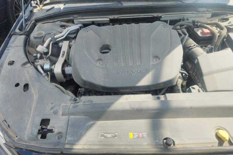 Used Volvo S90 2022 B5 Zhiyi Luxury Edition Engine Bay Right