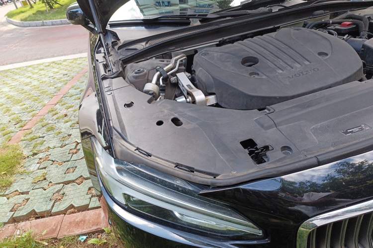 Used Volvo S90 2022 B5 Zhiyuan Luxury Edition Engine Bay Right