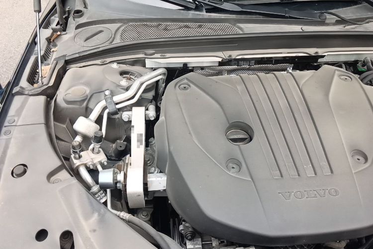 Used Volvo S90 2022 B5 Zhiyi Luxury Edition Engine Bay Right