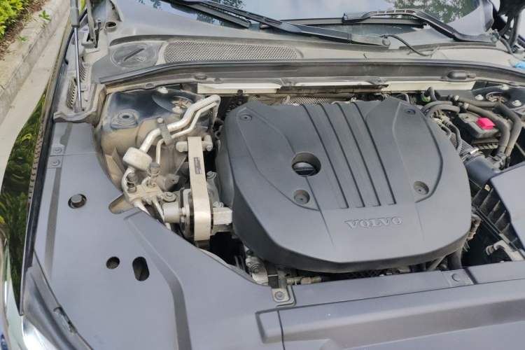 Used Volvo S90 2022 B5 Zhiyuan Luxury Edition Engine Bay Right