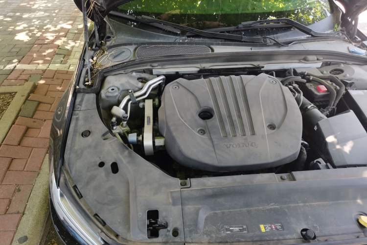 Used Volvo S90 2022 B5 Zhiyuan Luxury Edition Engine Bay Right
