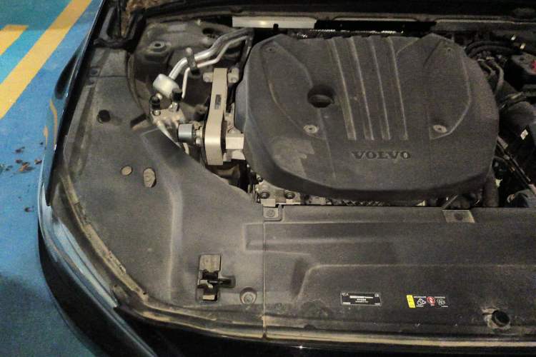 Used Volvo S90 2022 B5 Zhiya Luxury Edition Engine Bay Right