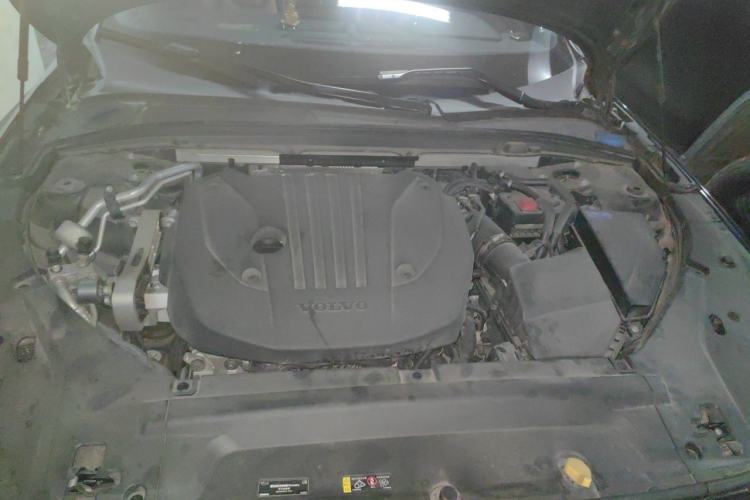 Used Volvo S90 2022 B5 Zhiyuan Luxury Edition Engine Bay