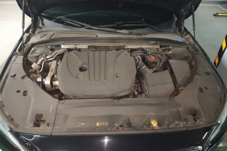Used Volvo S90 2022 B5 Zhiyuan Luxury Edition Engine Bay