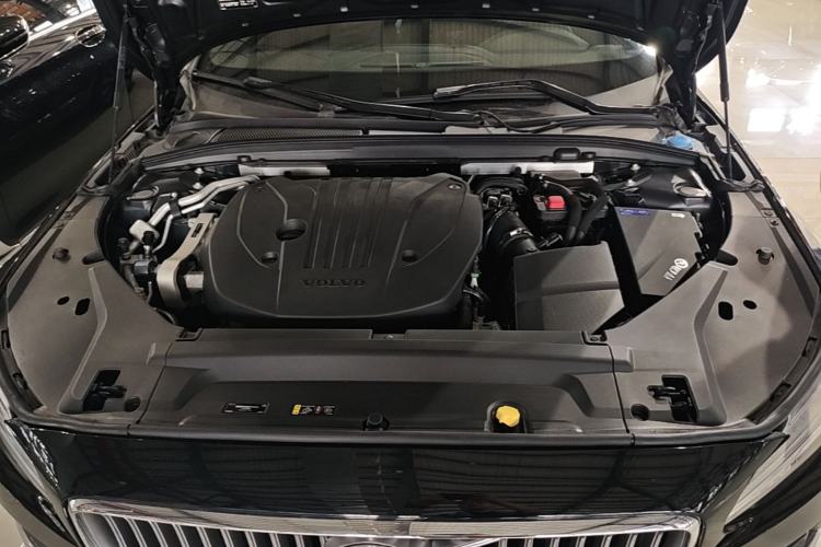 Used Volvo S90 2022 B5 Zhiyuan Luxury Edition Engine Bay