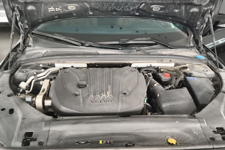 Used Volvo S90 2022 B5 Zhiyuan Luxury Edition Engine Bay