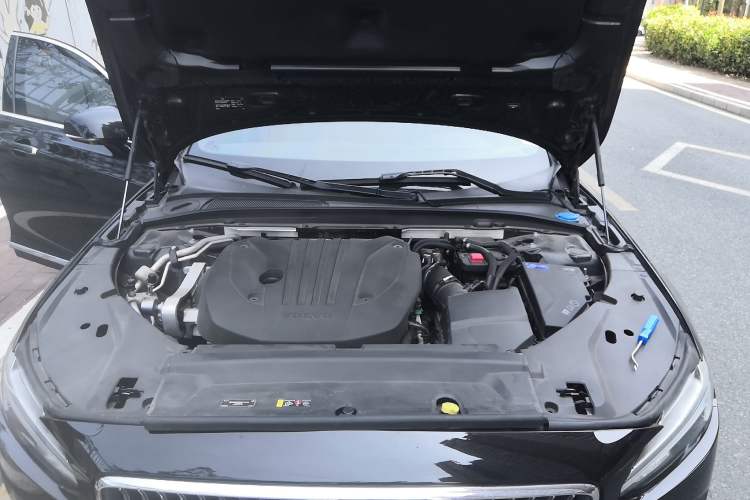 Used Volvo S90 2022 B5 Zhiyuan Luxury Edition Engine Bay