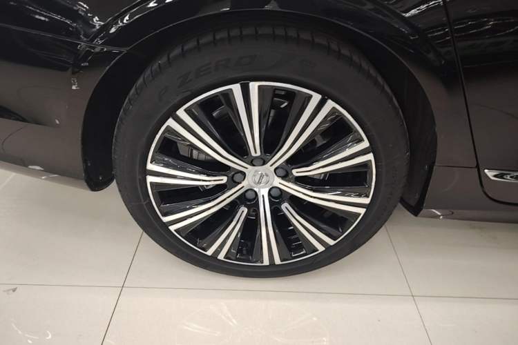 Used Volvo S90 2022 B5 Zhiyuan Luxury Edition Exterior 3