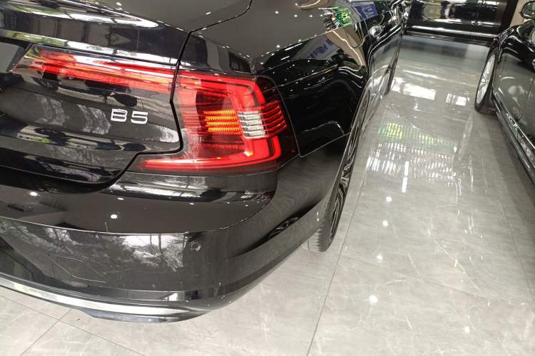 Used Volvo S90 2022 B5 Zhiyuan Luxury Edition Exterior 3