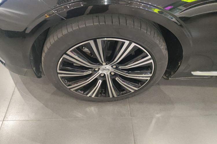 Used Volvo S90 2022 B5 Zhiyuan Luxury Edition Exterior 4