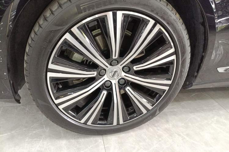 Used Volvo S90 2022 B5 Zhiyuan Luxury Edition Exterior 4