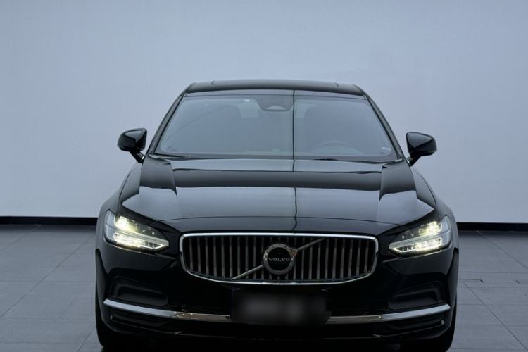 Used Volvo S90 2022 B5 Zhiyuan Luxury Edition Exterior 4