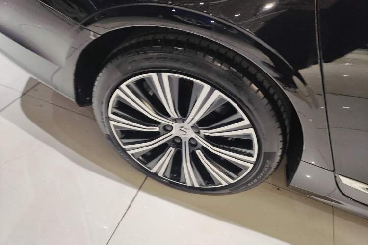 Used Volvo S90 2022 B5 Zhiyuan Luxury Edition Exterior 5