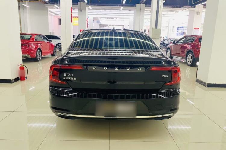 Used Volvo S90 2022 B5 Zhiyuan Luxury Edition Exterior 6