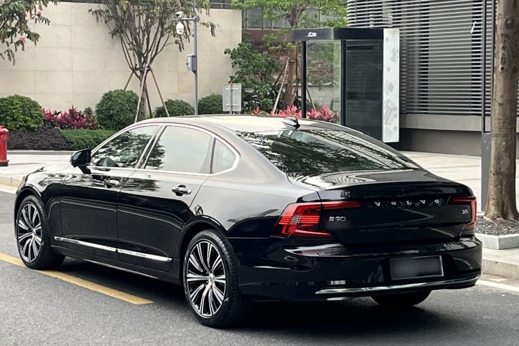 Used Volvo S90 2022 B5 Zhiyuan Luxury Edition Exterior 7