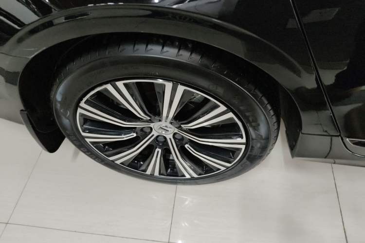 Used Volvo S90 2022 B5 Zhiyi Luxury Edition Exterior 8