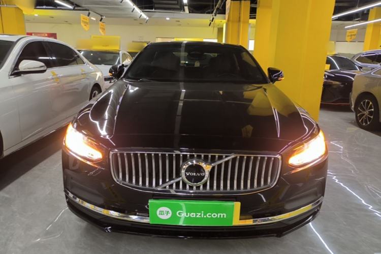 Used Volvo S90 2022 B5 Zhiyi Luxury Edition Front