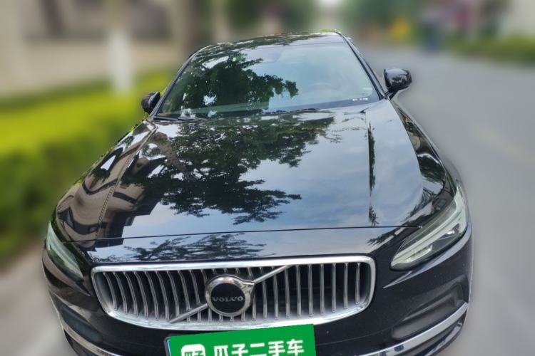 Used Volvo S90 2022 B5 Zhiyuan Luxury Edition Front