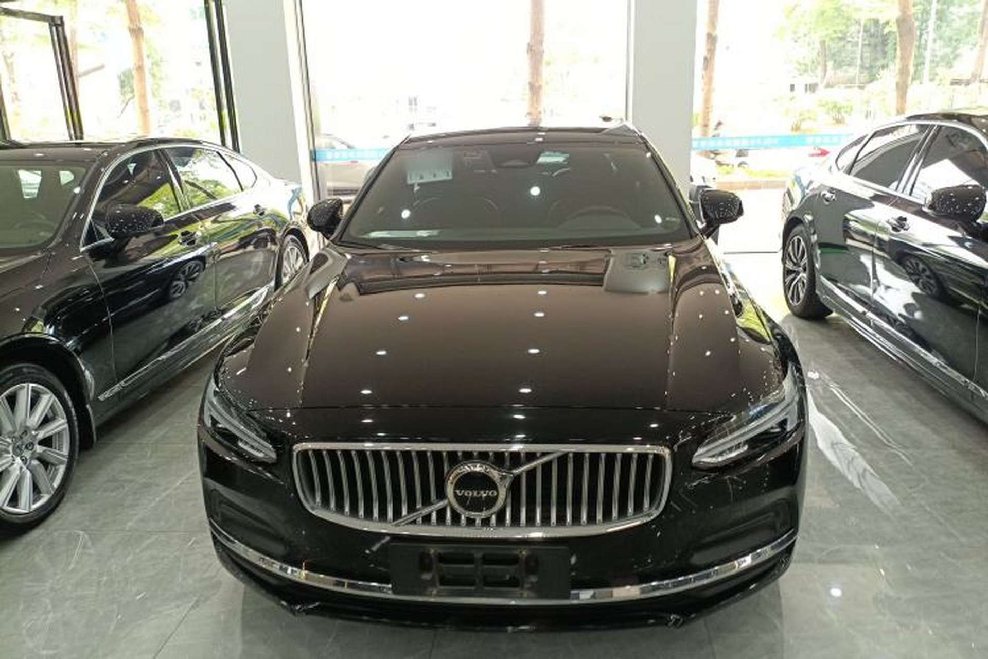 Used Volvo S90 2022 B5 Zhiyuan Luxury Edition Front