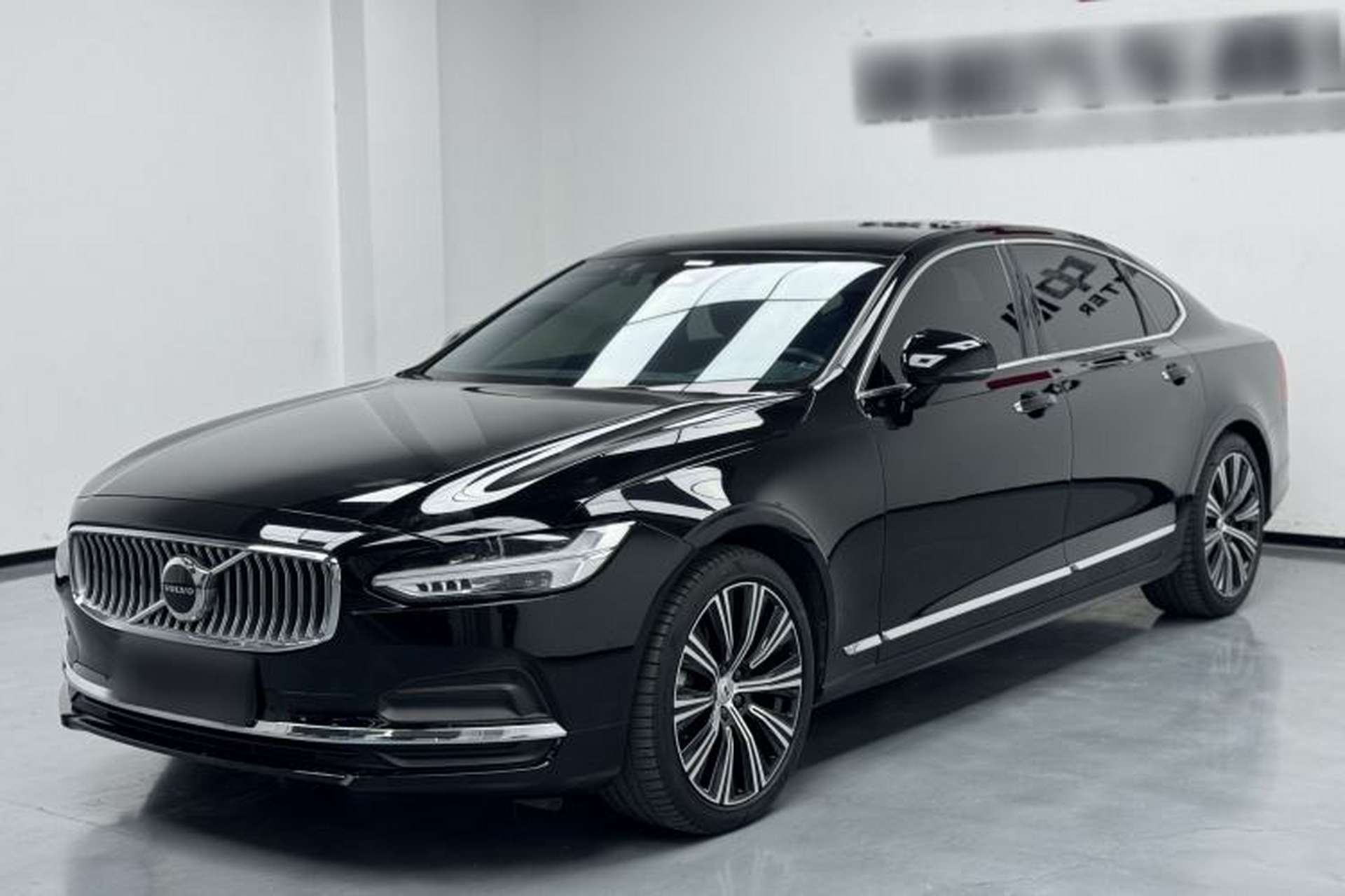 Used Volvo S90 2022 B5 Zhiyuan Luxury Edition Front Left 45 Deg