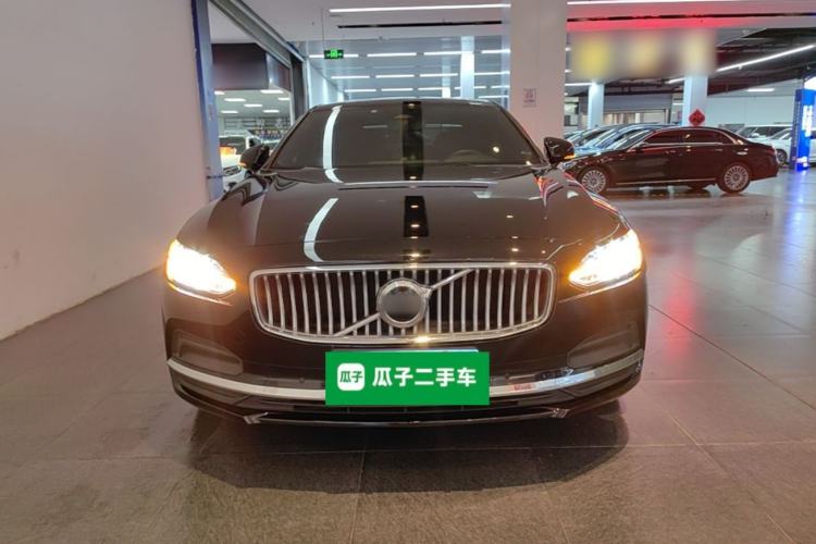 Used Volvo S90 2022 B5 Zhiyuan Luxury Edition Front