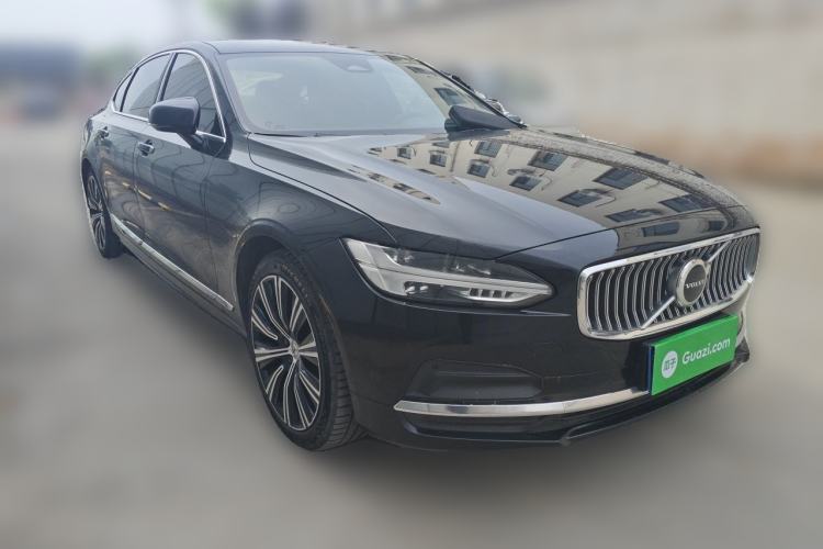 Used Volvo S90 2022 B5 Zhiyuan Luxury Edition Front Right 45 Deg