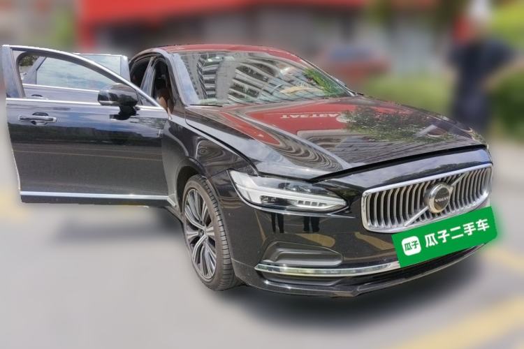 Used Volvo S90 2022 B5 Zhiyuan Luxury Edition Front Right 45 Deg