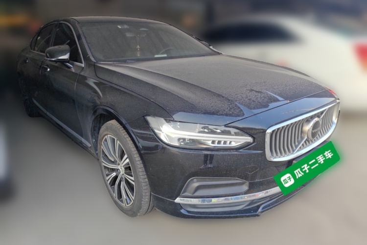Used Volvo S90 2022 B5 Zhiyi Luxury Edition Front Right 45 Deg