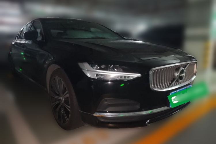 Used Volvo S90 2022 B5 Zhiyuan Luxury Edition Front Right 45 Deg