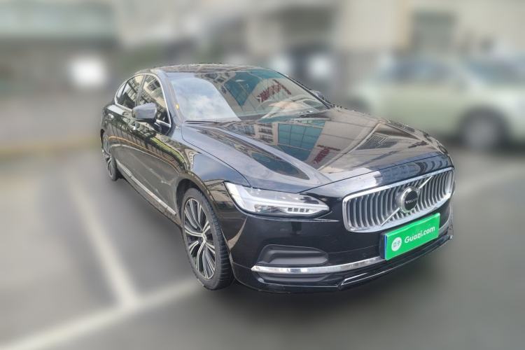 Used Volvo S90 2022 B5 Zhiyuan Luxury Edition Front Right 45 Deg