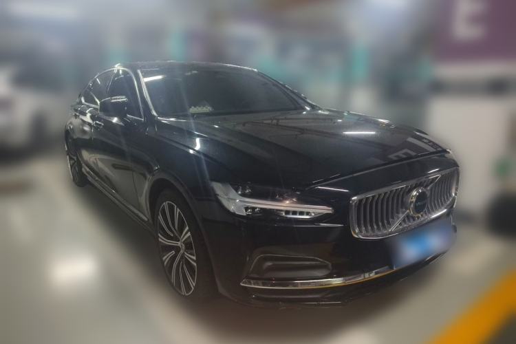 Used Volvo S90 2022 B5 Zhiyuan Luxury Edition Front Right 45 Deg