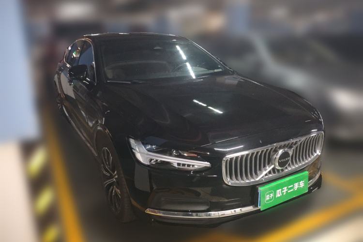 Used Volvo S90 2022 B5 Zhiyuan Luxury Edition Front Right 45 Deg