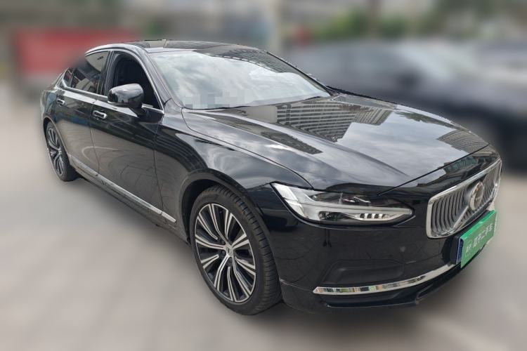 Used Volvo S90 2022 B5 Zhiyuan Luxury Edition Front Right 45 Deg