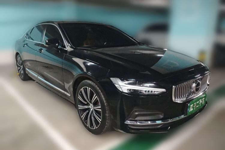 Used Volvo S90 2022 B5 Zhiyuan Luxury Edition Front Right 45 Deg