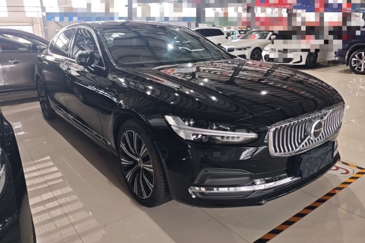 Used Volvo S90 2022 B5 Zhiyuan Luxury Edition Front Right 45 Deg