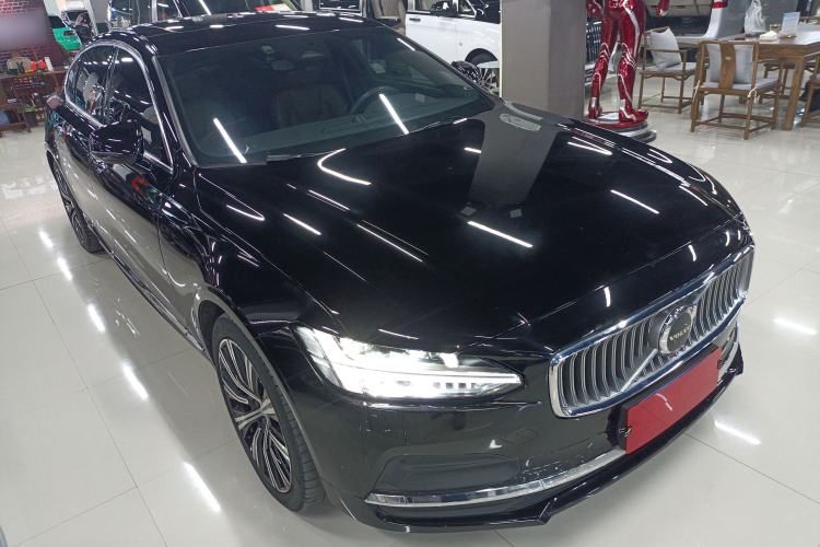 Used Volvo S90 2022 B5 Zhiyuan Luxury Edition Front Right 45 Deg