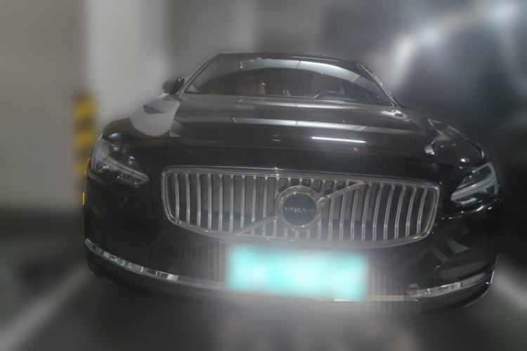 Used Volvo S90 2022 B5 Zhiyuan Luxury Edition Front