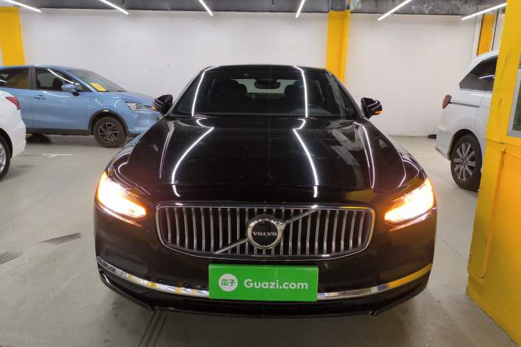 Used Volvo S90 2022 B5 Zhiyi Luxury Edition Front