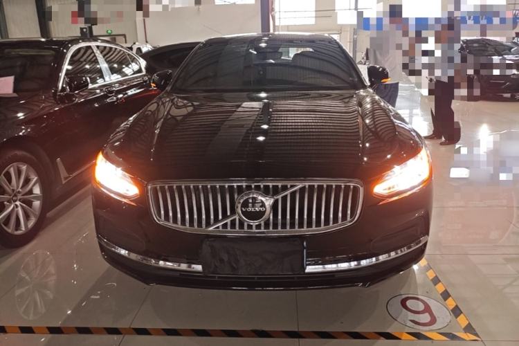 Used Volvo S90 2022 B5 Zhiyuan Luxury Edition Front